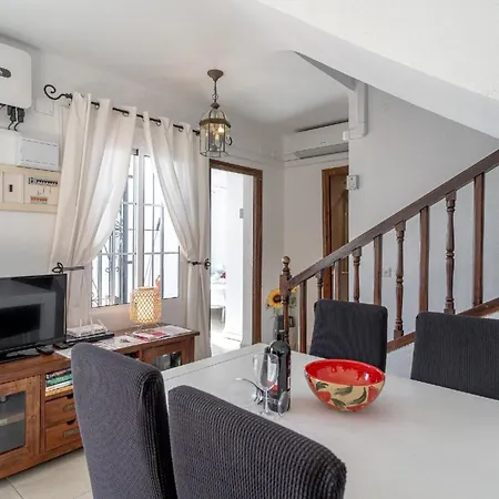 Tatil Evi Fuer 4 Personen Ca 100 Qm In Nerja, Andalusien Costa Del Sol *